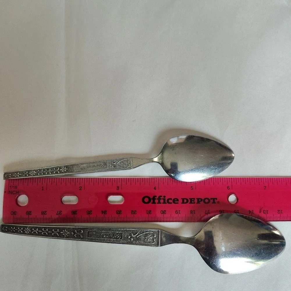 RIVIERA Cordova Stainless Flatware 4 Spoons Floral Filigree Tablespoon Teaspoon